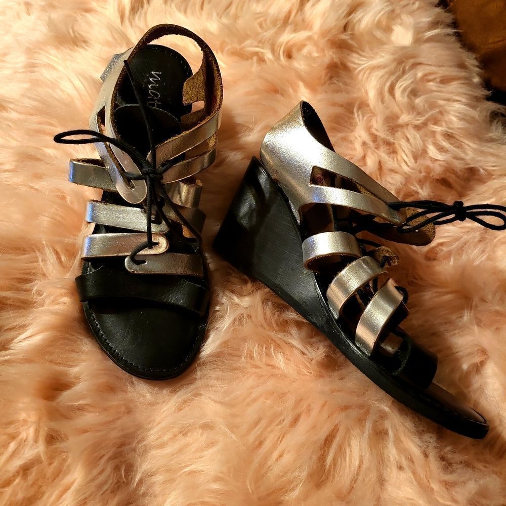 Matisse ,silver and black leather upper,slight wedge, size 9,brand new!